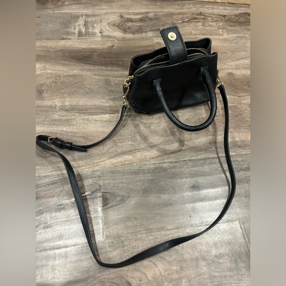 Bebe Black purse 👛🖤 - Picture 2 of 6